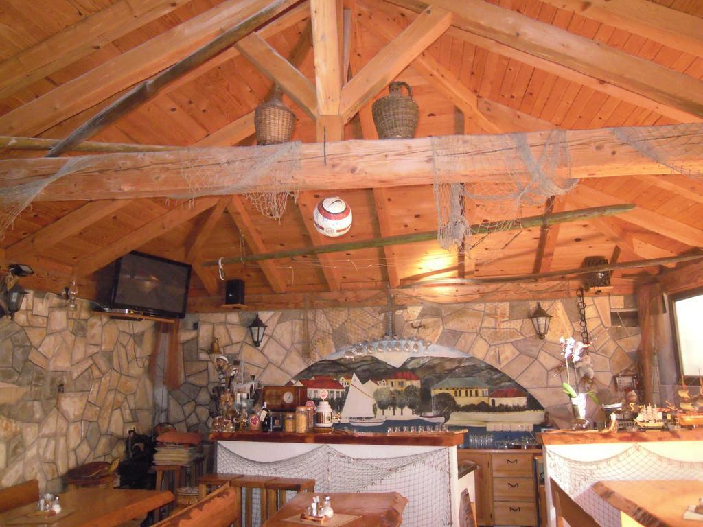 Guest House Berto Crikvenica Esterno foto
